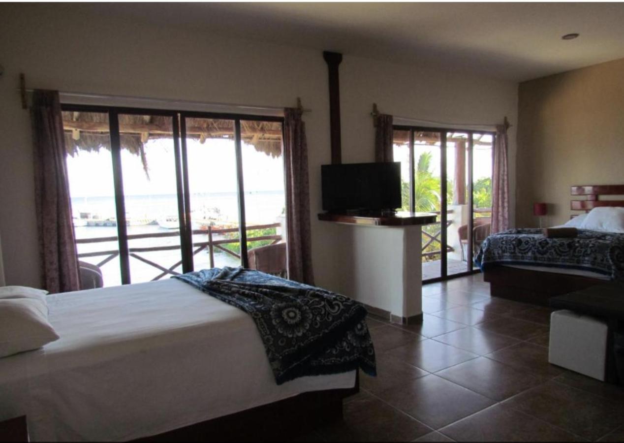 Porto Coral Hotel & Suites Chetumal Exterior foto