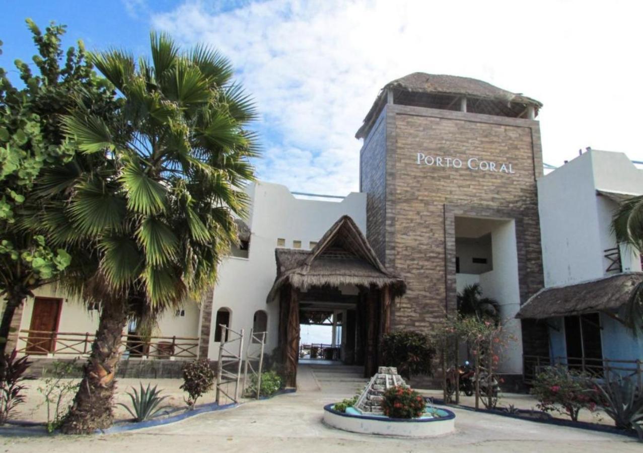 Porto Coral Hotel & Suites Chetumal Exterior foto