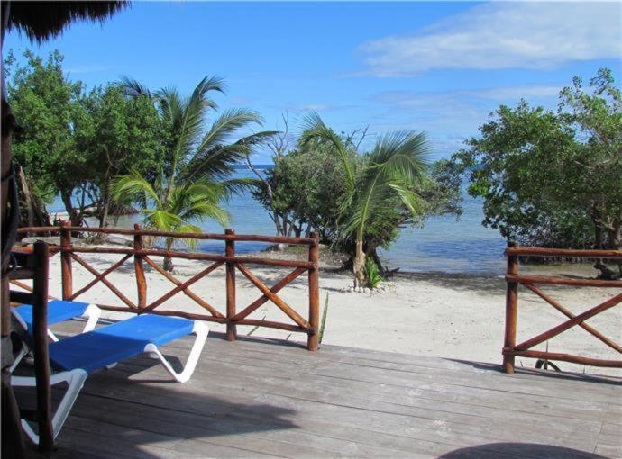Porto Coral Hotel & Suites Chetumal Exterior foto